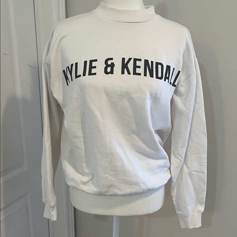Parisian Works White Crew Neck Sweater